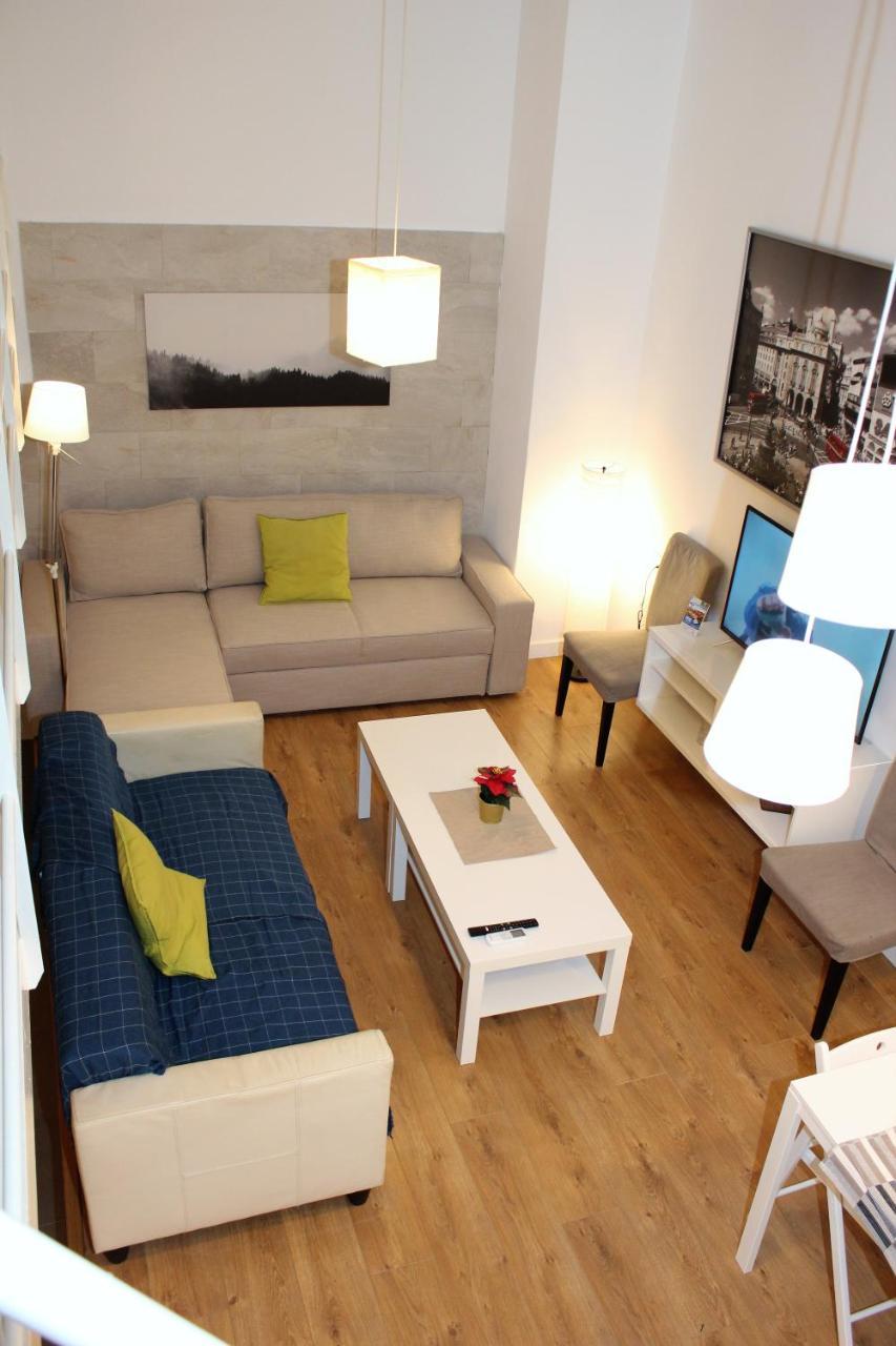 Apartamentos Clavero Malaga Zewnętrze zdjęcie