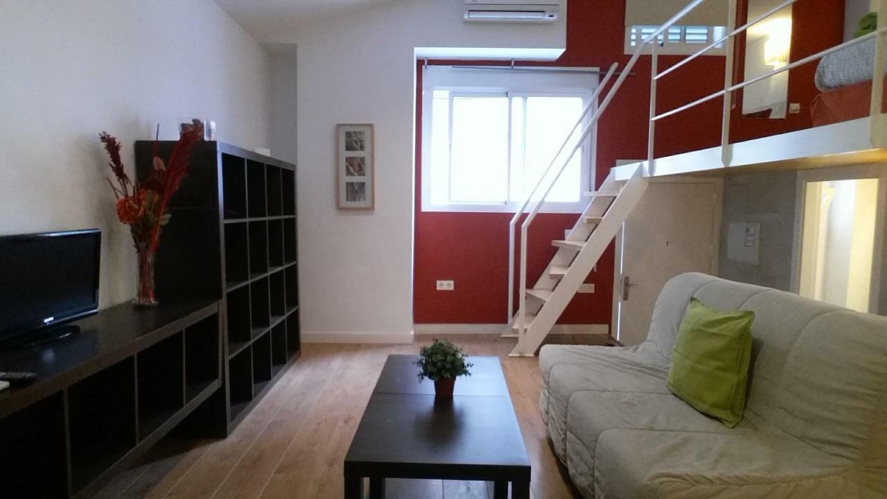 Apartamentos Clavero Malaga Zewnętrze zdjęcie