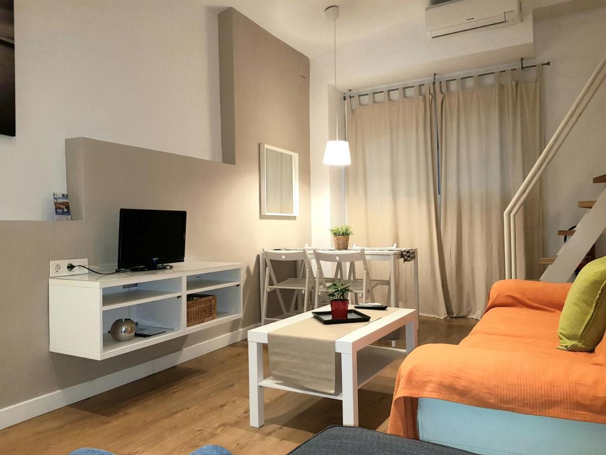 Apartamentos Clavero Malaga Zewnętrze zdjęcie