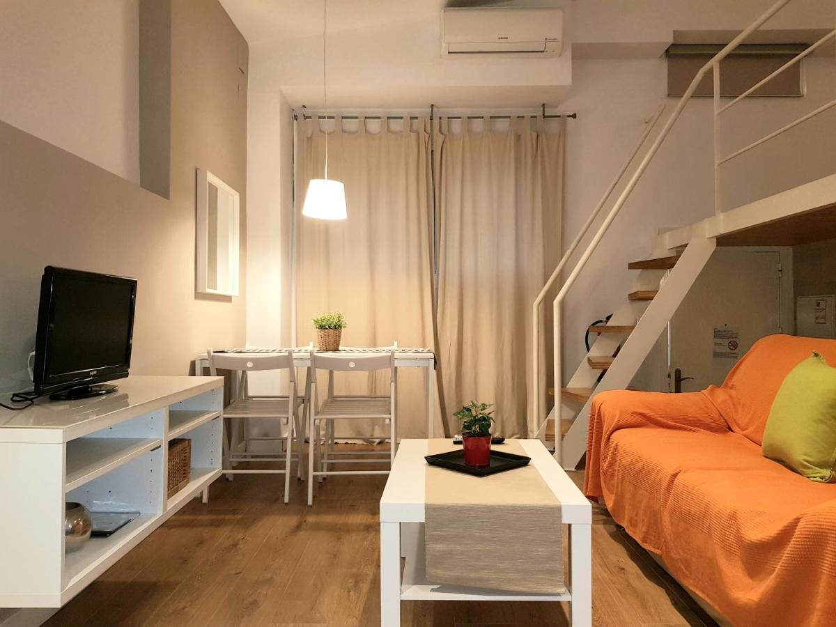 Apartamentos Clavero Malaga Zewnętrze zdjęcie